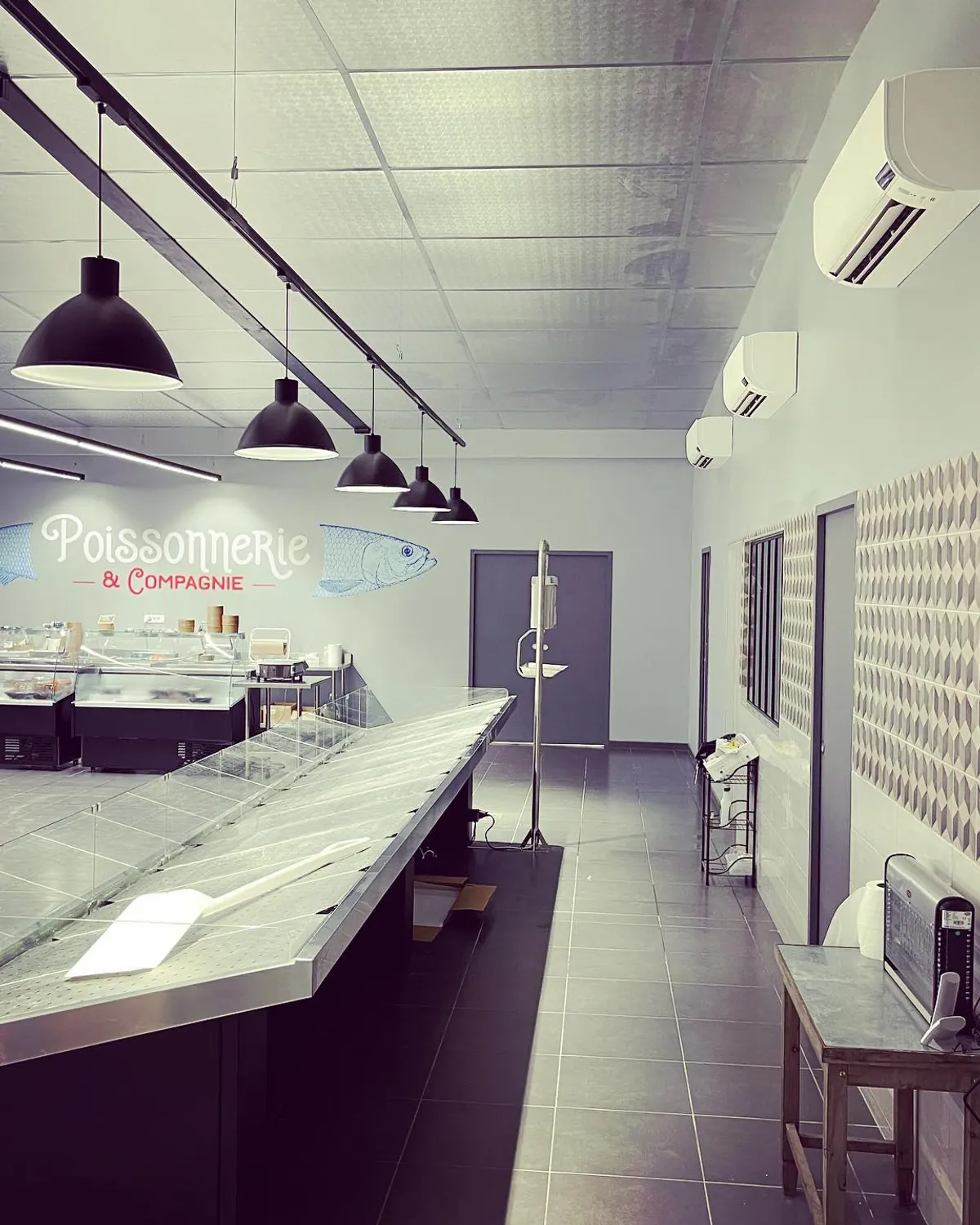 Local professionnel équipé par VESSOT PLOMBERIE à Feillens